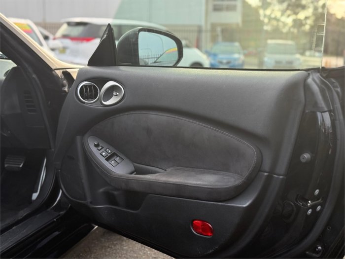 2010 NISSAN 370Z
