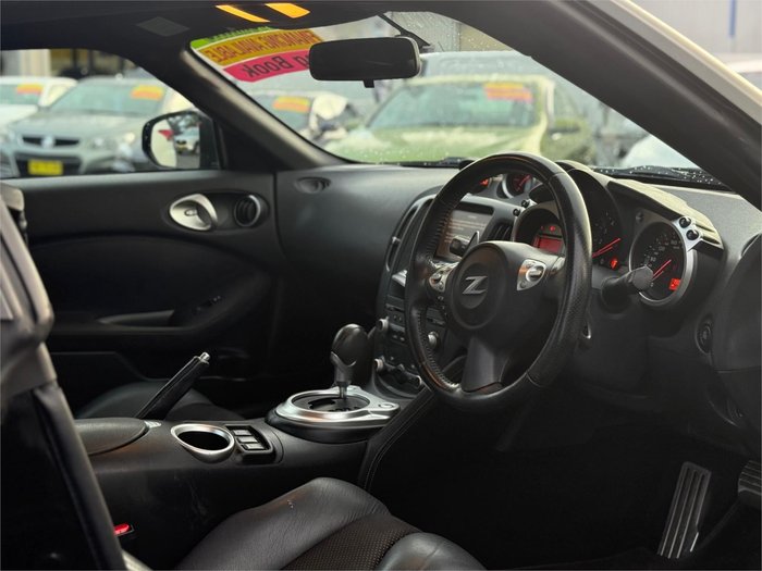 2010 NISSAN 370Z