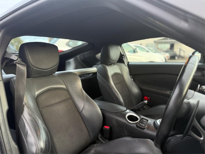 2010 NISSAN 370Z