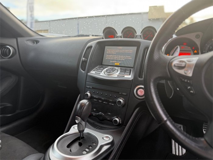 2010 NISSAN 370Z