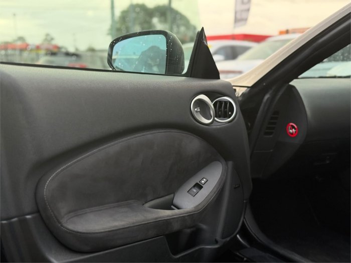 2010 NISSAN 370Z