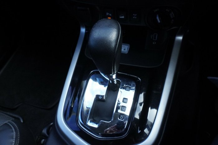 2019 Nissan Navara ST-X