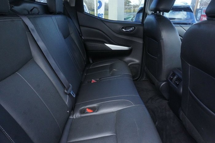 2019 Nissan Navara ST-X