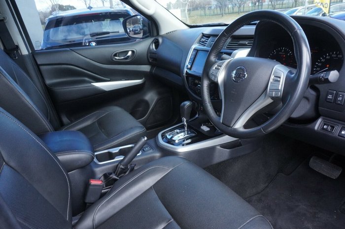 2019 Nissan Navara ST-X