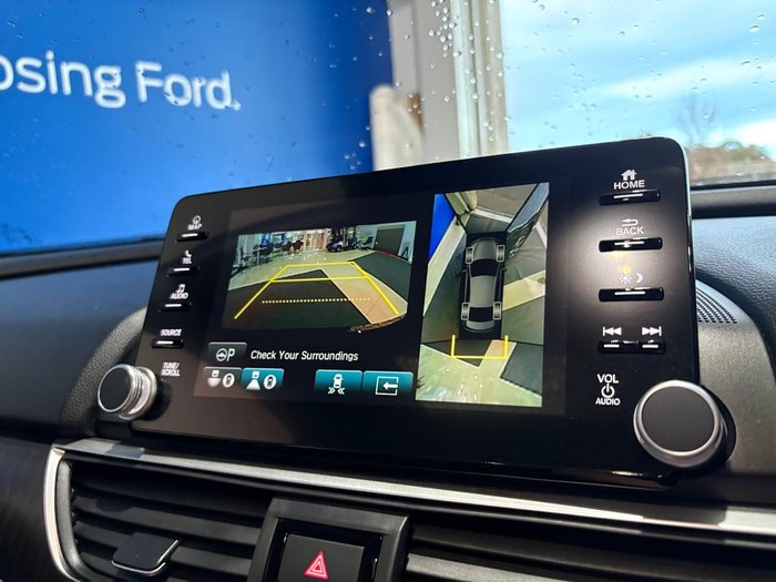 2020 Honda Accord VTi-LX