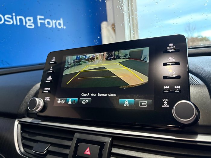 2020 Honda Accord VTi-LX