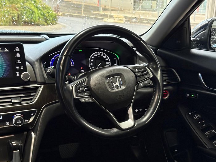 2020 Honda Accord VTi-LX