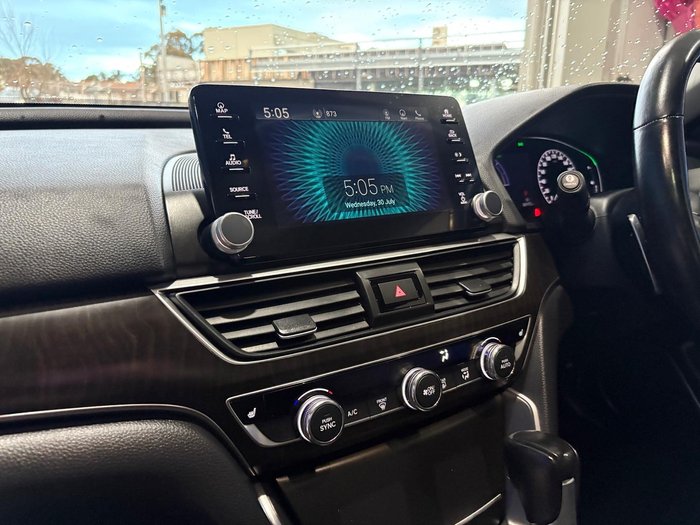 2020 Honda Accord VTi-LX