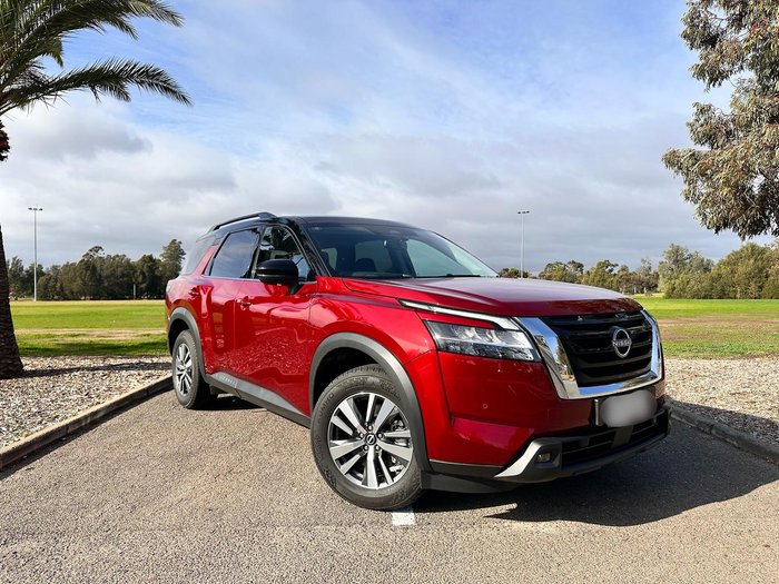 2024 Nissan Pathfinder Ti