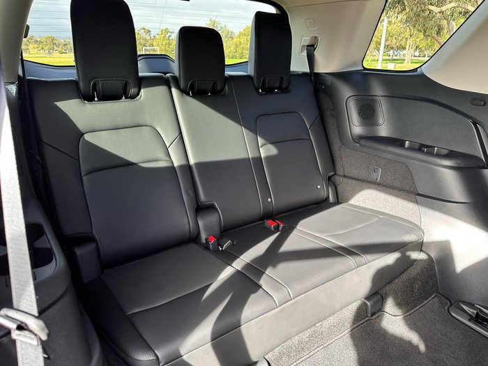 2024 Nissan Pathfinder Ti