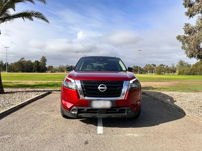 2024 Nissan Pathfinder Ti