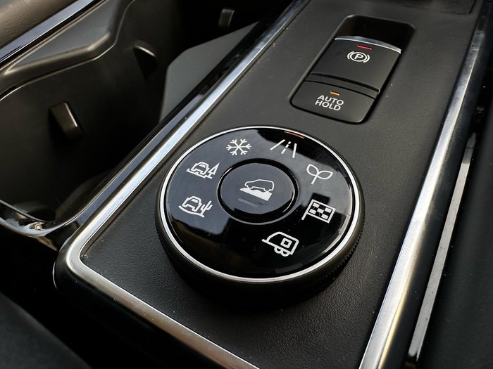 2024 Nissan Pathfinder Ti