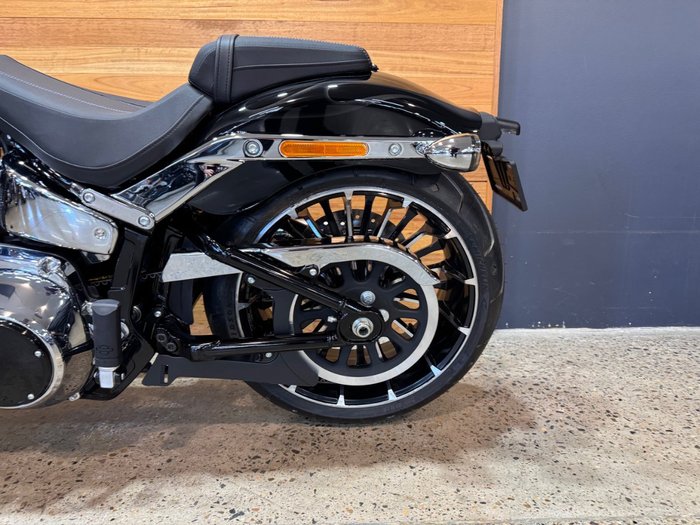 2025 Harley-davidson FXBR BREAKOUT (117) BLACK