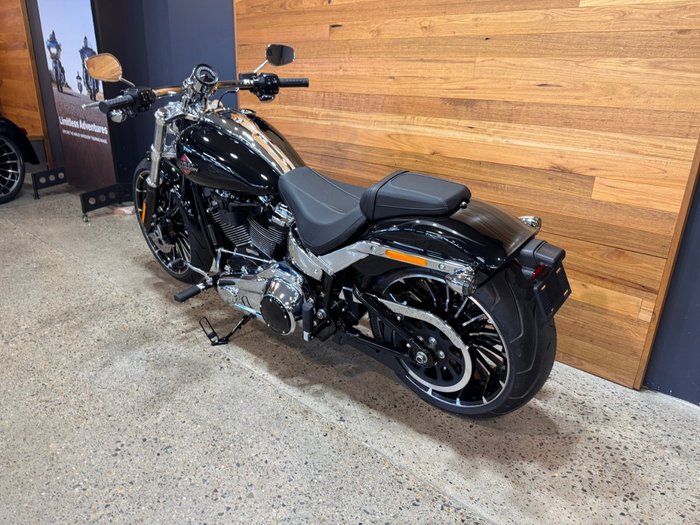 2025 Harley-davidson FXBR BREAKOUT (117) BLACK