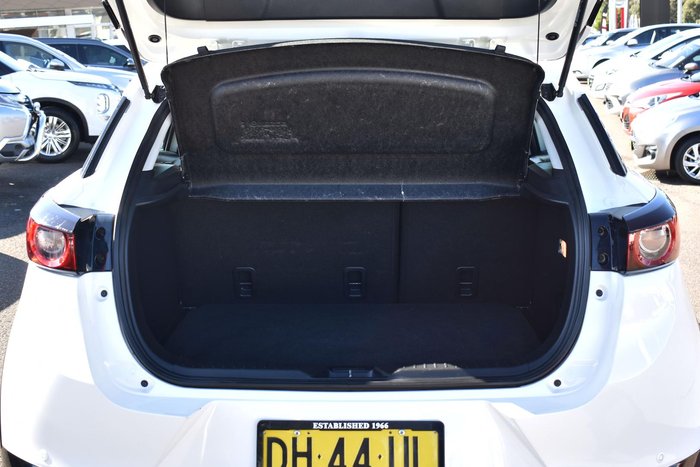 2023 Mazda CX-3 sTouring DK White