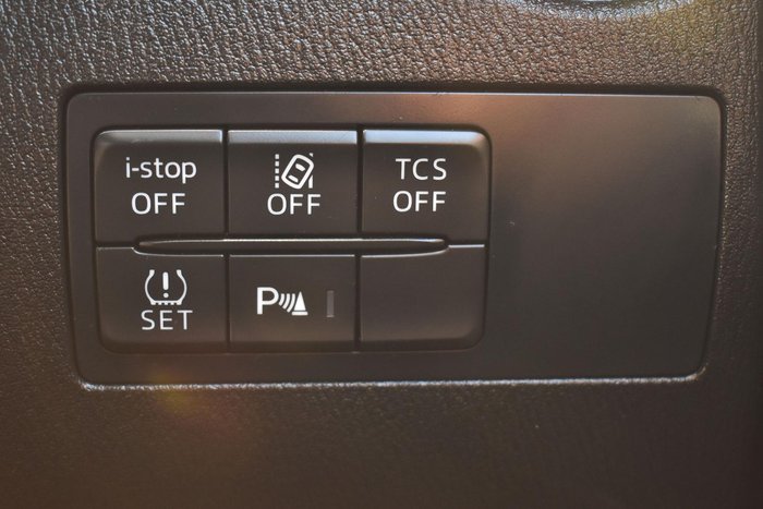 2023 Mazda CX-3 sTouring DK White