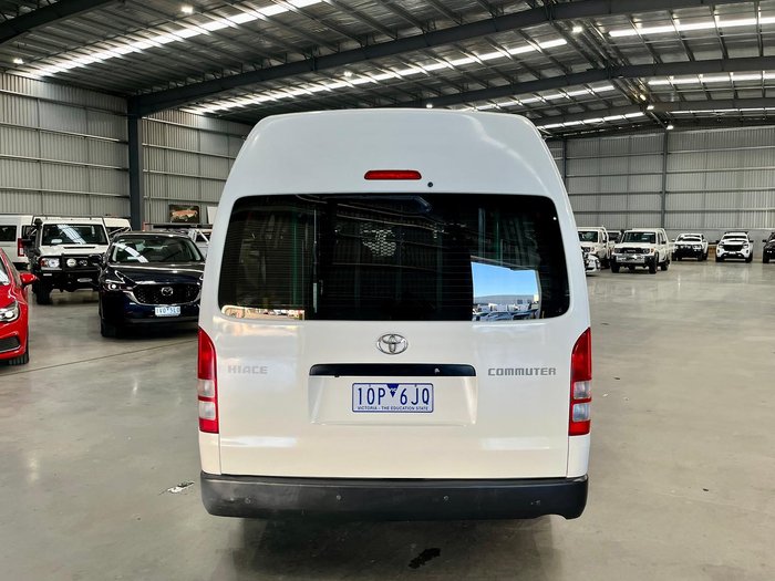 2018 Toyota Hiace Commuter TRH223R French Vanilla