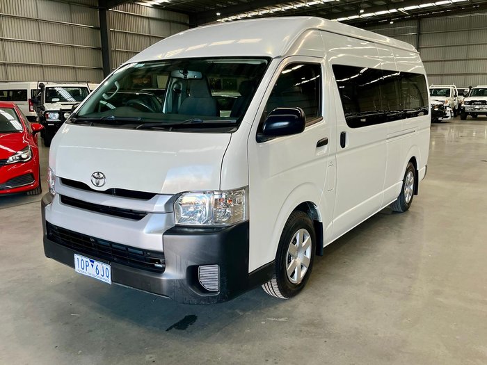 2018 Toyota Hiace Commuter TRH223R French Vanilla
