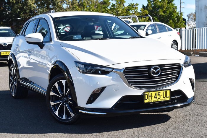 2023 Mazda CX-3 sTouring DK White