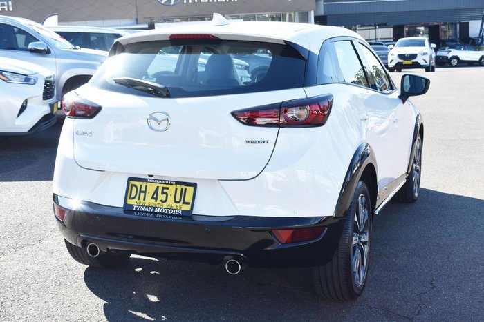 2023 Mazda CX-3 sTouring DK White
