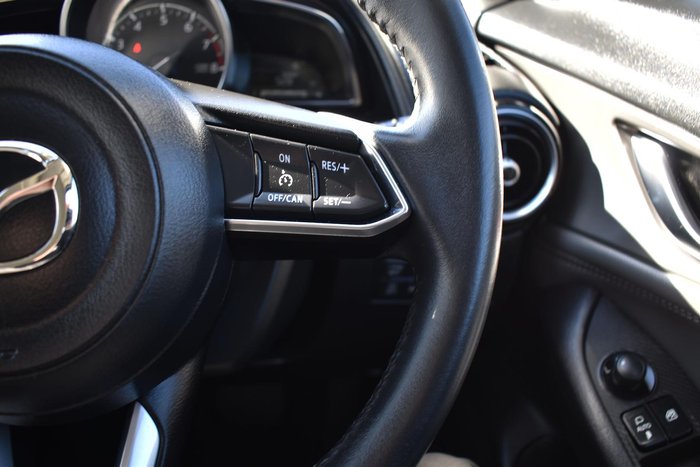 2023 Mazda CX-3 sTouring DK White