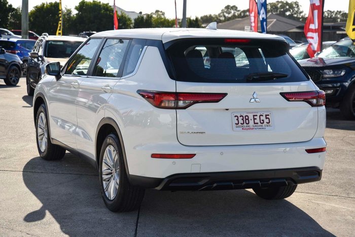 2022 Mitsubishi Outlander ES ZM MY22 White