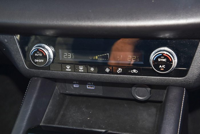 2022 Mitsubishi Outlander ES ZM MY22 White