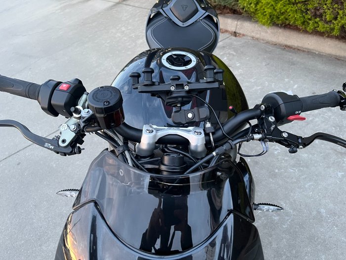2022 Triumph STREET TRIPLE RS Black