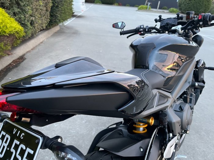 2022 Triumph STREET TRIPLE RS Black