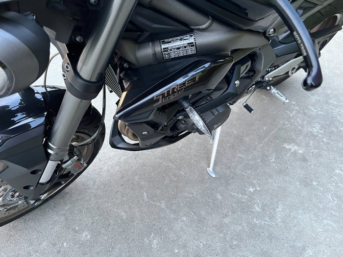 2022 Triumph STREET TRIPLE RS Black