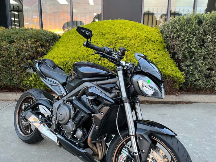 2022 Triumph STREET TRIPLE RS Black