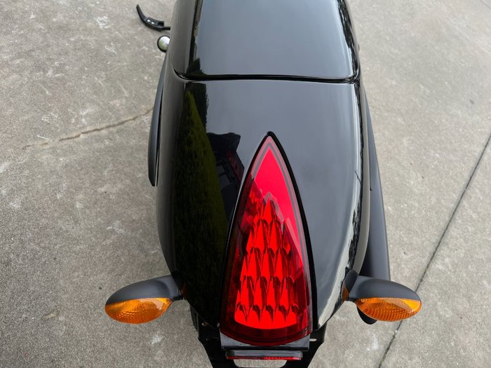 2016 VICTORY HAMMER 8-BALL Solid Black INT