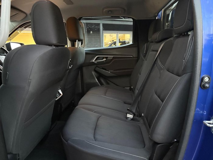 2021 Isuzu D-MAX LS-U