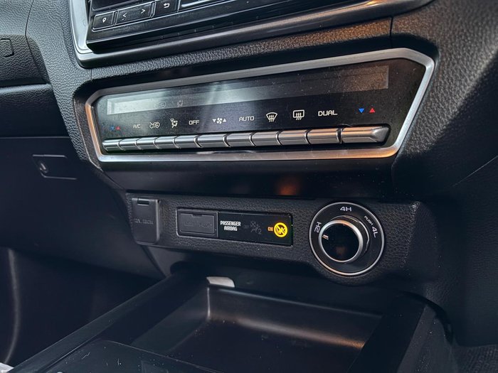 2021 Isuzu D-MAX LS-U
