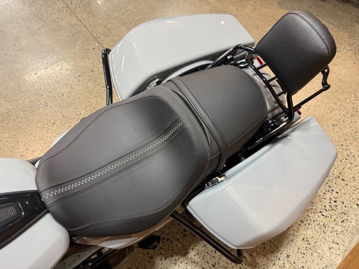 2025 Harley-davidson FLTRX ROAD GLIDE (117) Billiard Gray