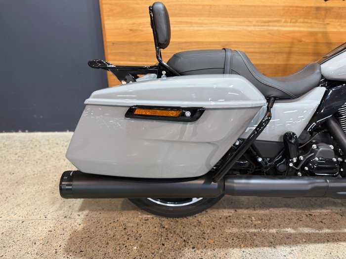 2025 Harley-davidson FLTRX ROAD GLIDE (117) Billiard Gray