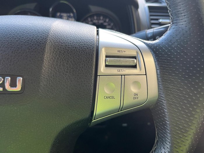 2019 Isuzu MU-X LS-T
