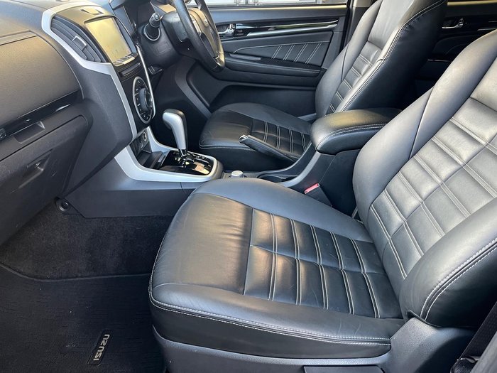 2019 Isuzu MU-X LS-T