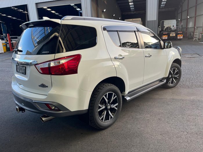 2019 Isuzu MU-X LS-T