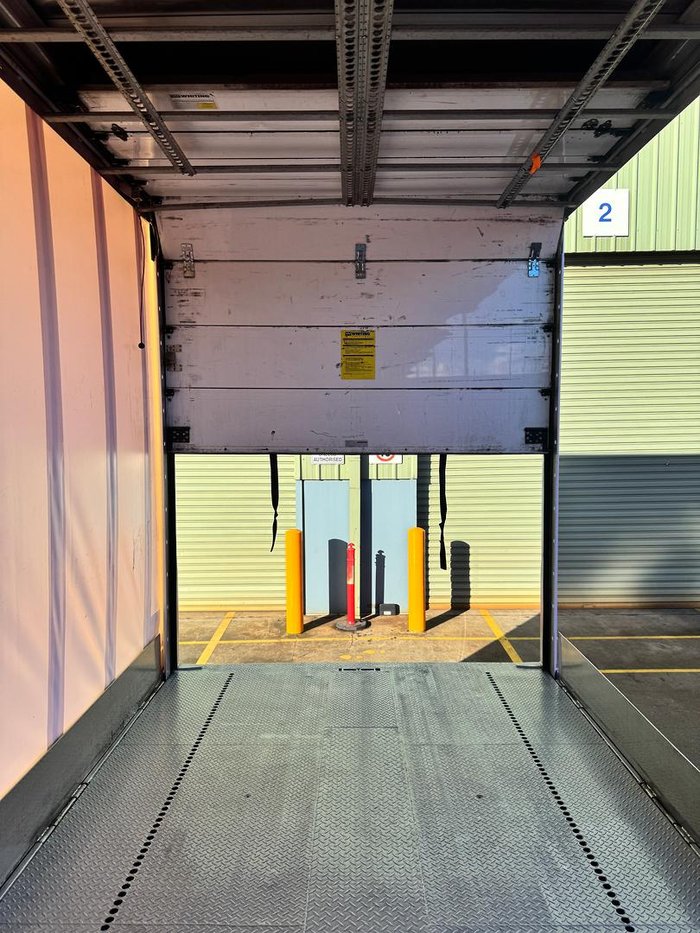2012 Maxitrans St3 24 Pallet Sd Curtain Sider