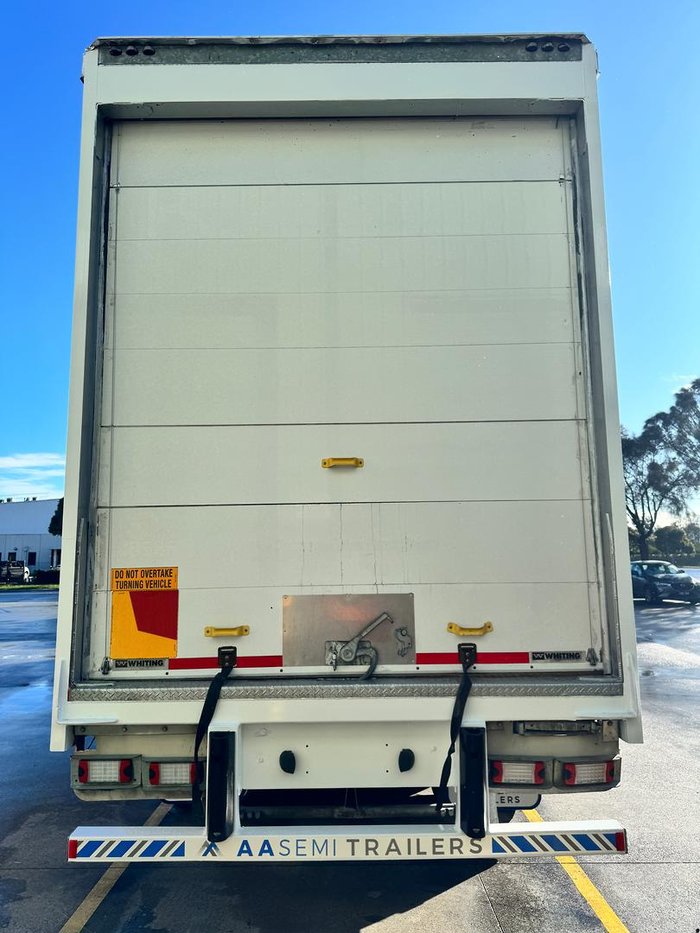 2012 Maxitrans St3 24 Pallet Sd Curtain Sider