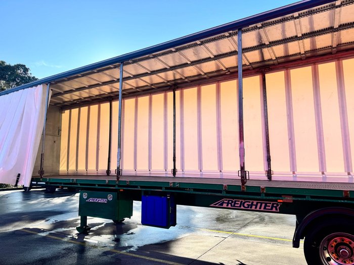 2012 Maxitrans St3 24 Pallet Sd Curtain Sider
