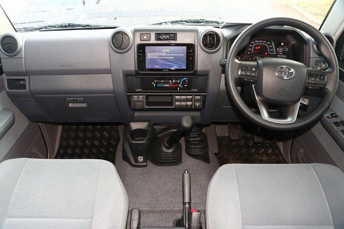 2025 Toyota Landcruiser GXL