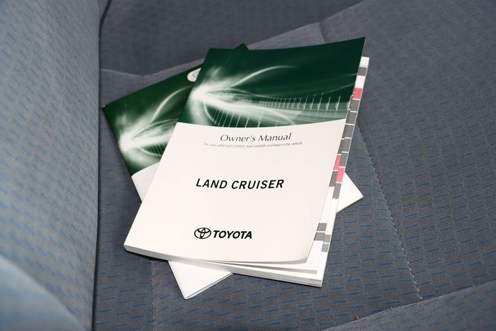 2025 Toyota Landcruiser GXL