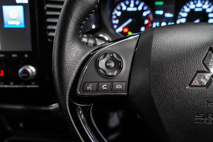 2021 Mitsubishi Outlander LS