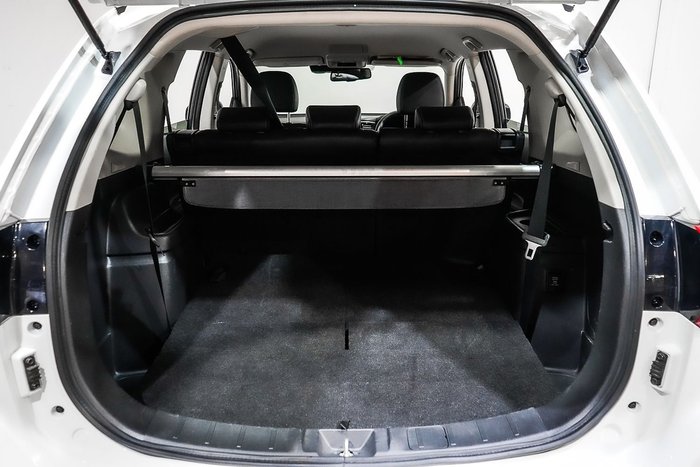 2021 Mitsubishi Outlander LS