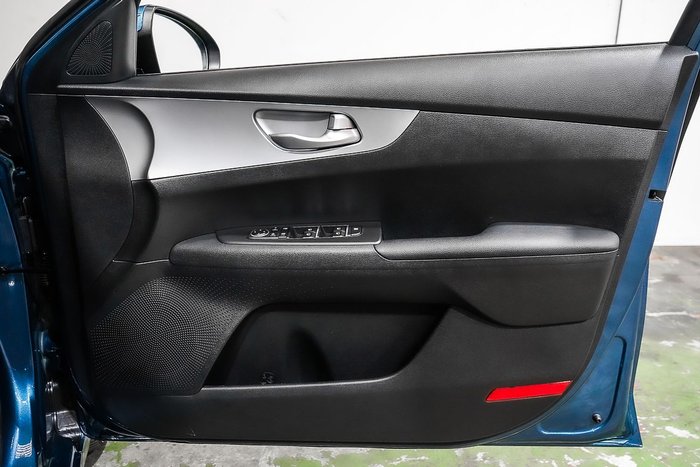 2024 Kia Cerato S