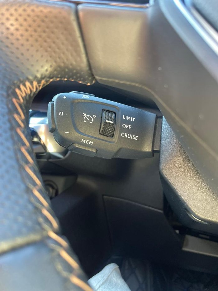 2022 Peugeot 5008 GT Sport