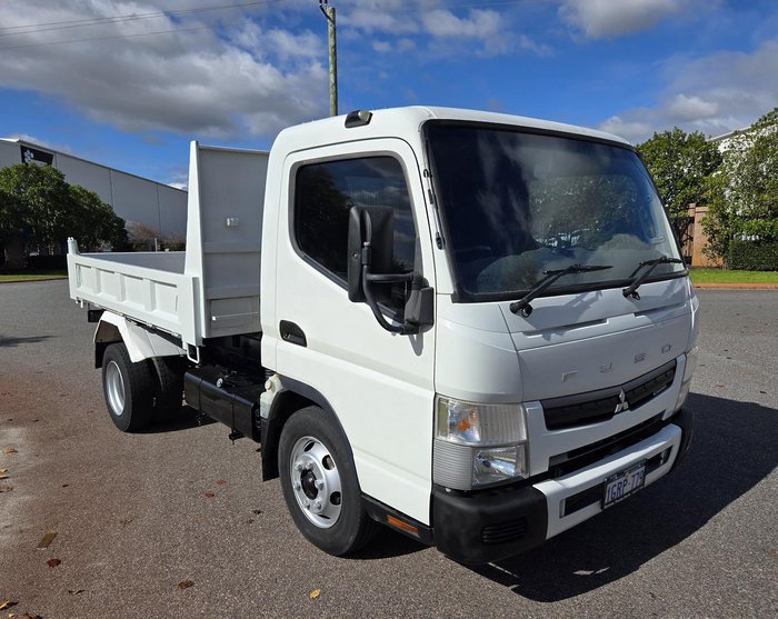 2017 Fuso Canter 615 615 WHITE