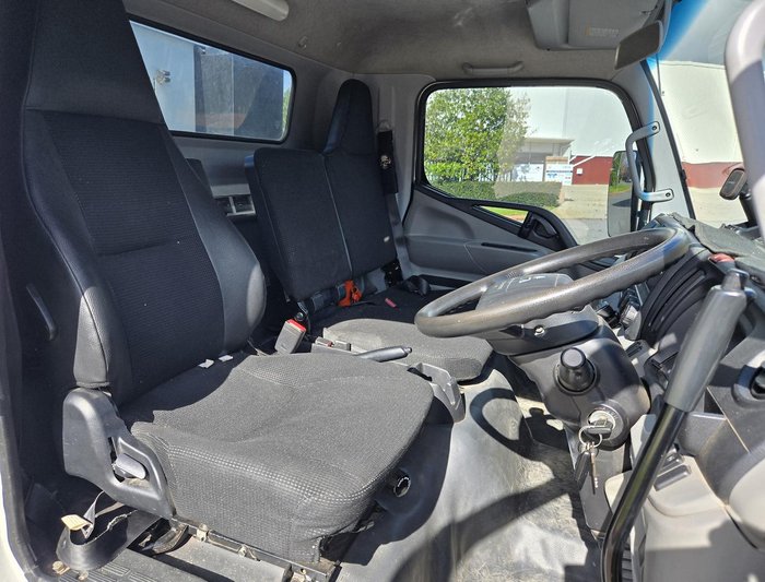 2017 Fuso Canter 615 615 WHITE